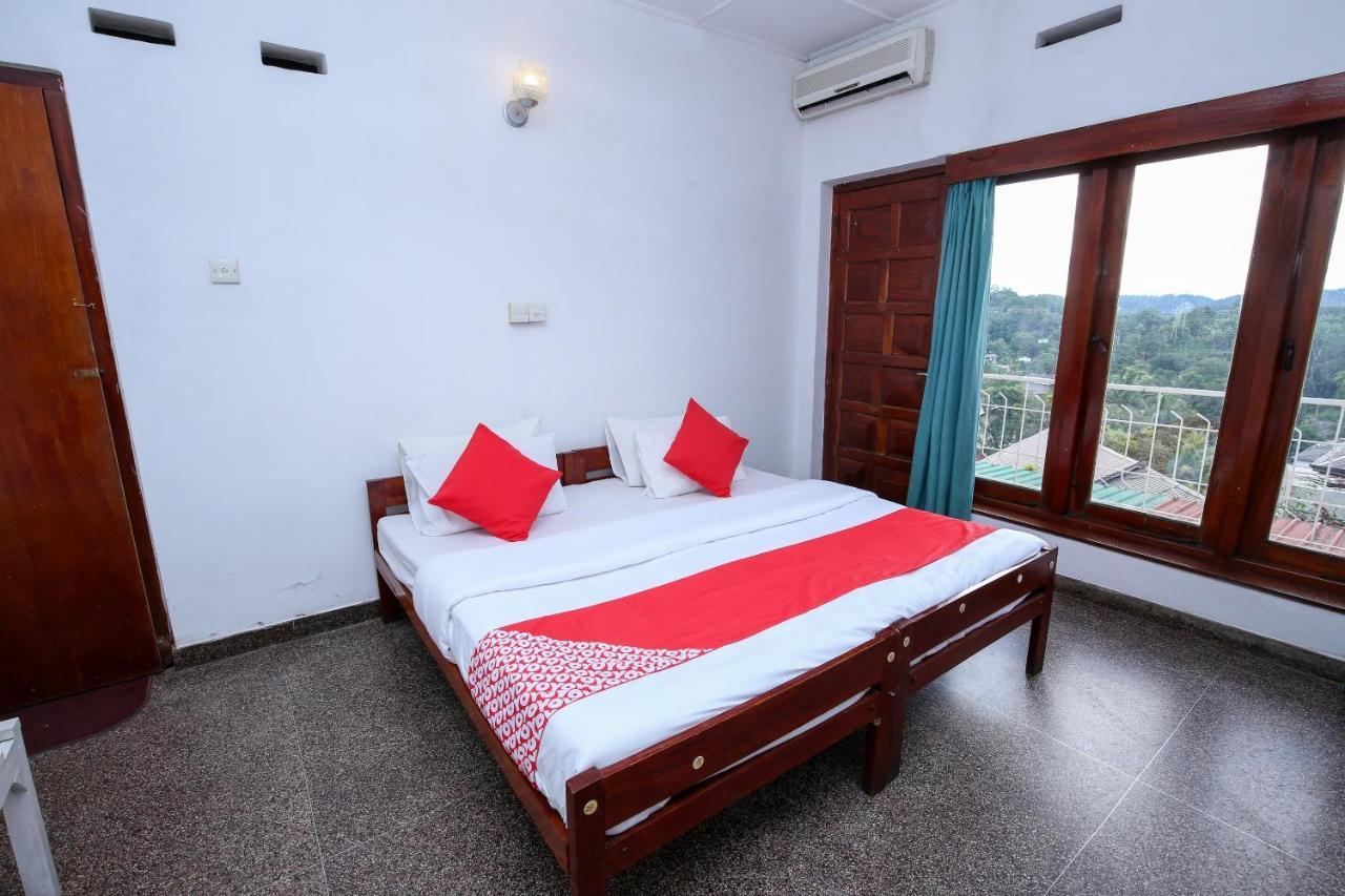 Oyo 436 Sandakelum Tourist Guest House Kandy Exteriér fotografie