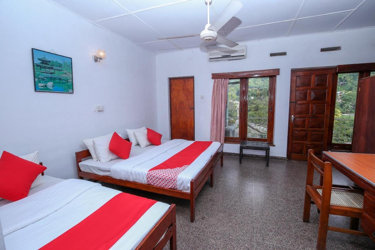 Oyo 436 Sandakelum Tourist Guest House Kandy Exteriér fotografie