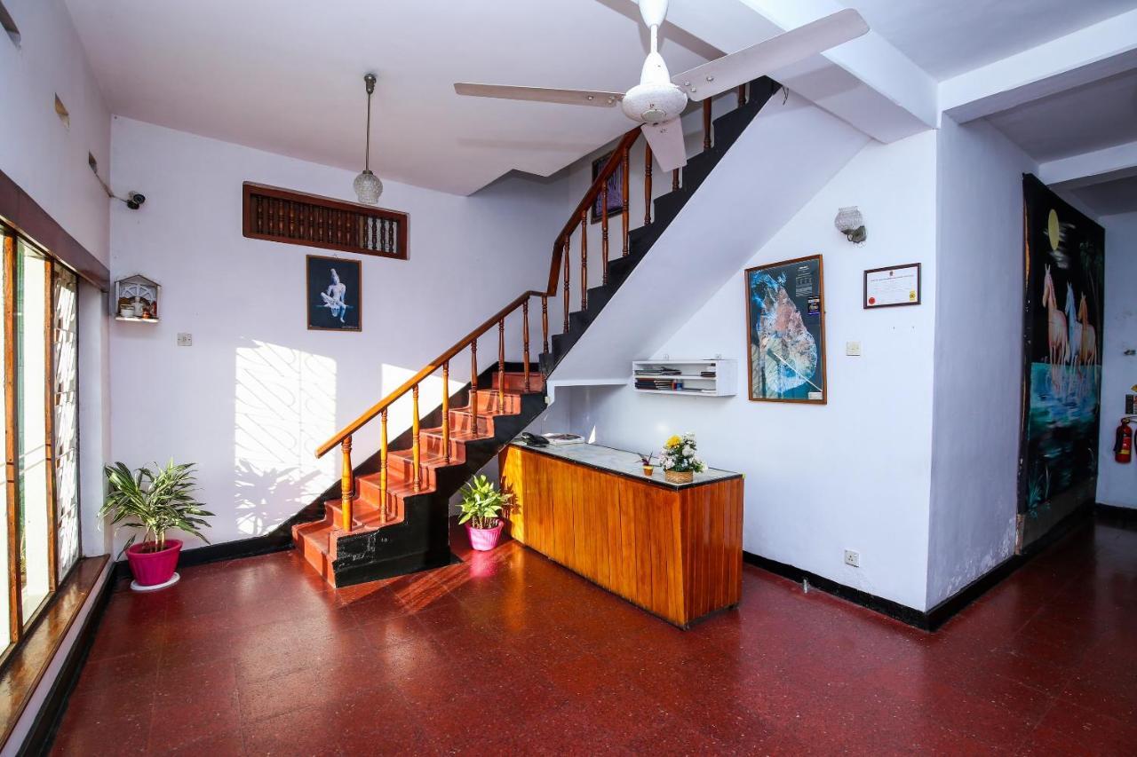 Oyo 436 Sandakelum Tourist Guest House Kandy Exteriér fotografie